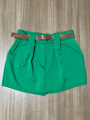 Shorts saia alfaiataria